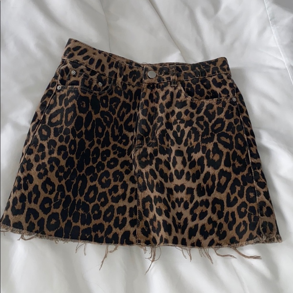 Zara cheetah print denim skirt